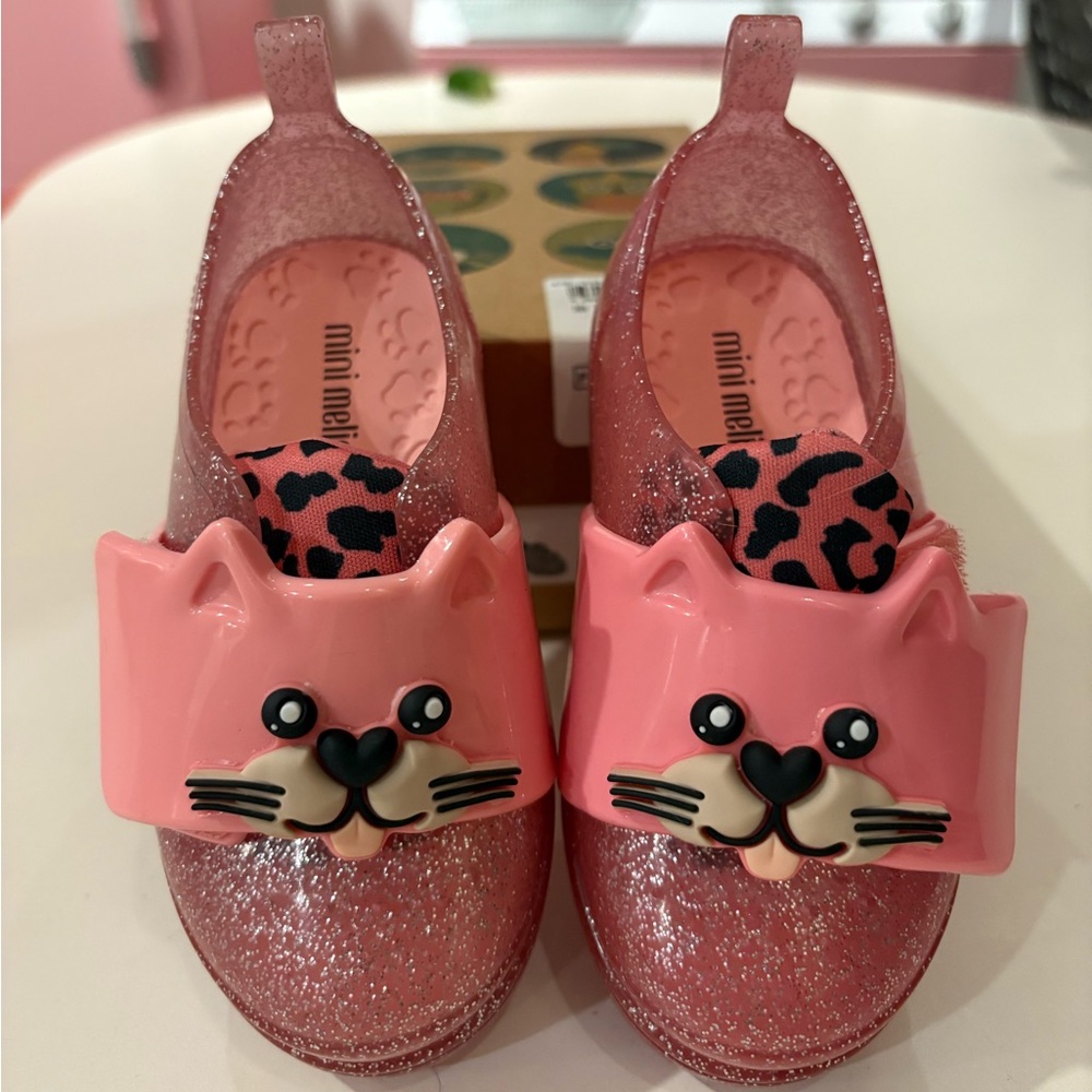 BNWT Mini Melissa Sparkly Pink Cat Face Slippers